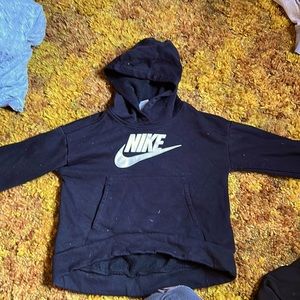 Cropped Nike hoodie
